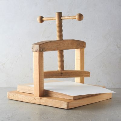 Large Bloom Plant Press & Refills Terrain